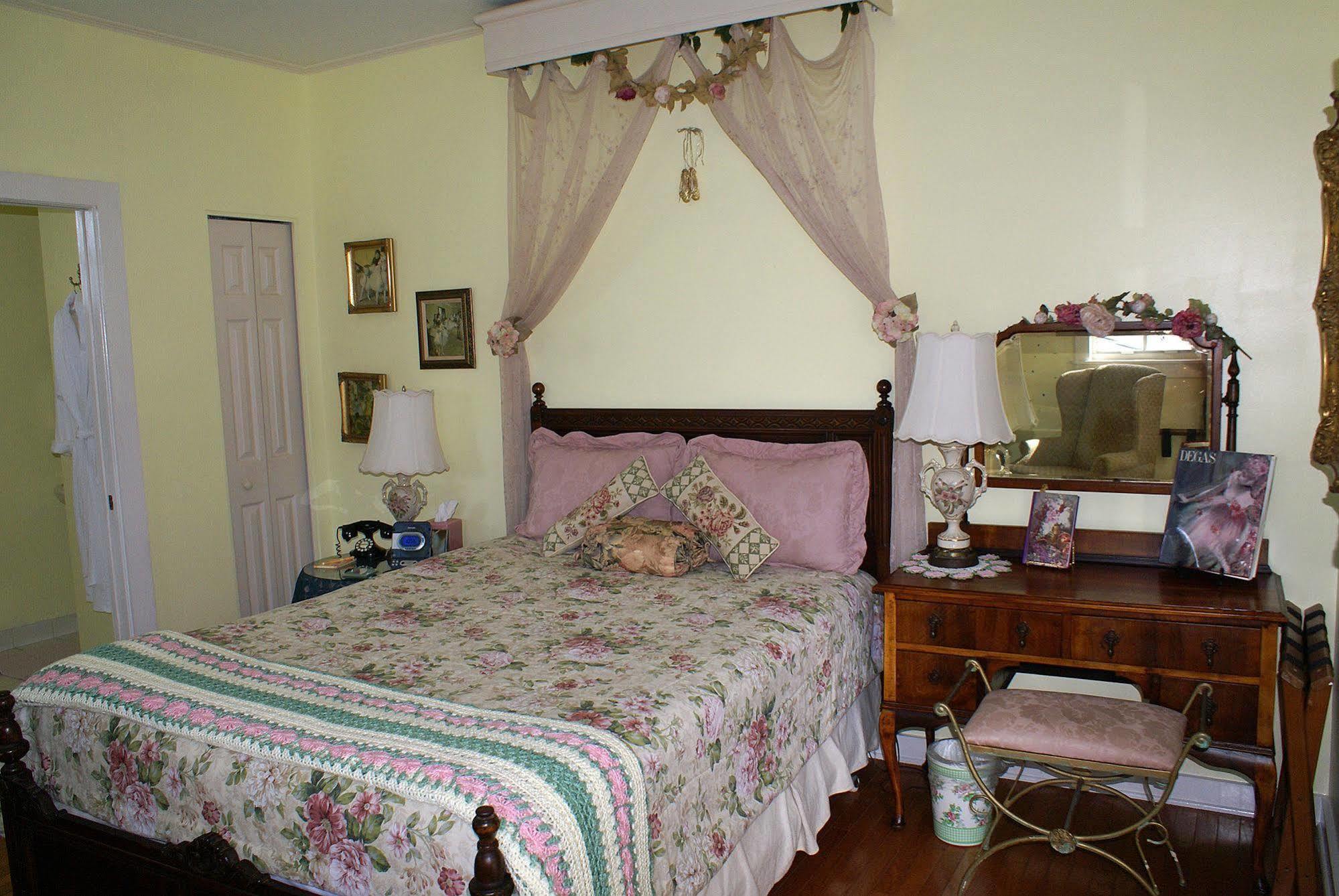 Sabal Palm House Bed And Breakfast 레이크워쓰 외부 사진